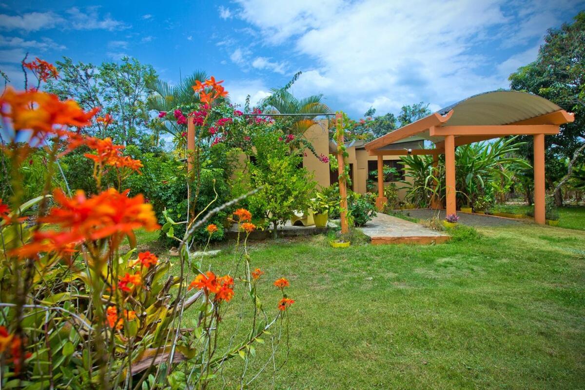 Villa Anacahuita, Limonal Jarabacoa Eksteriør bilde